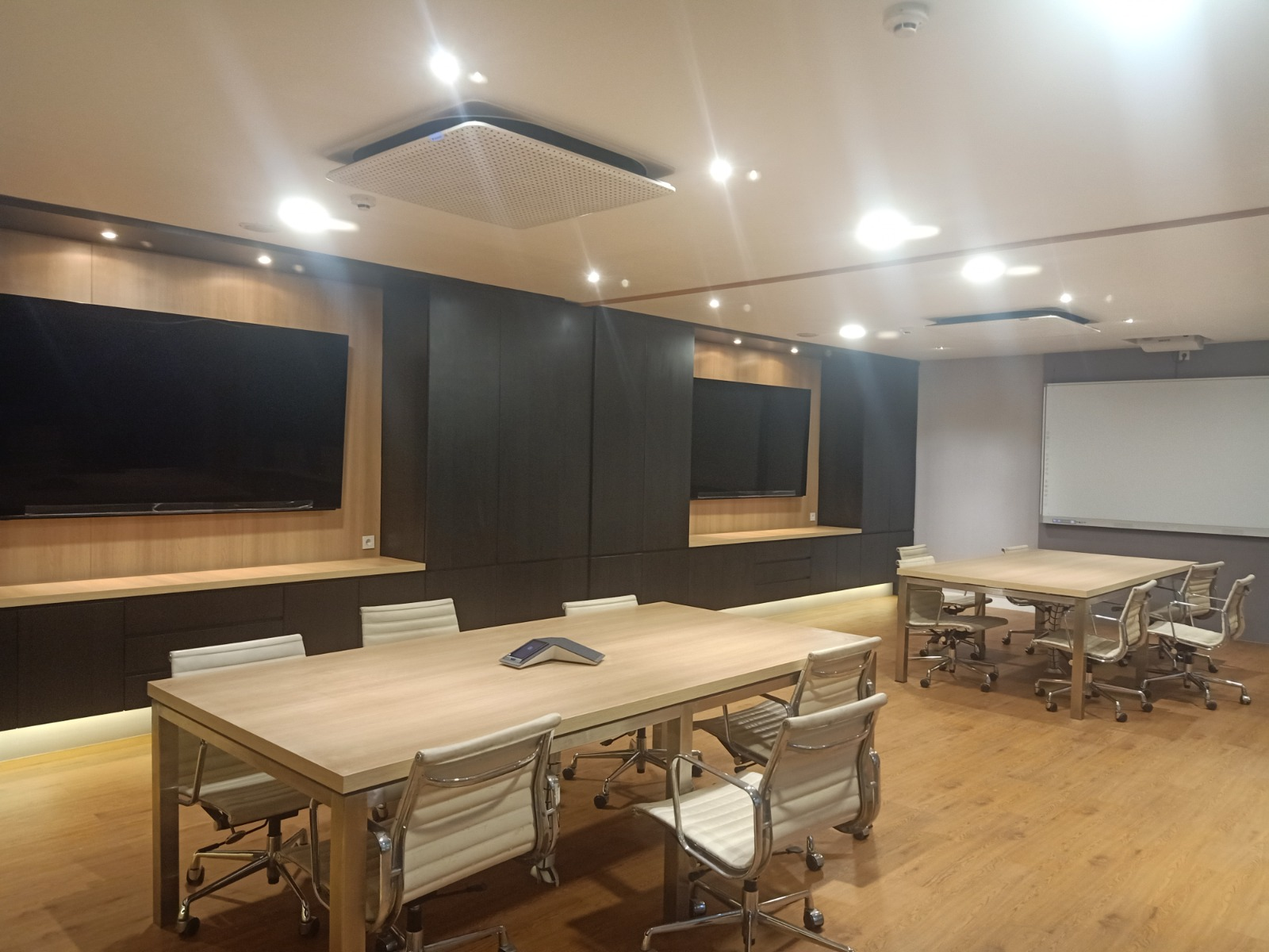 emergency-support-and-control-room